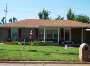 2164 NW Lincoln Ave, Lawton, OK 73505