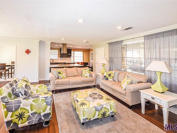 4th image of 12583 Parkwood Dr