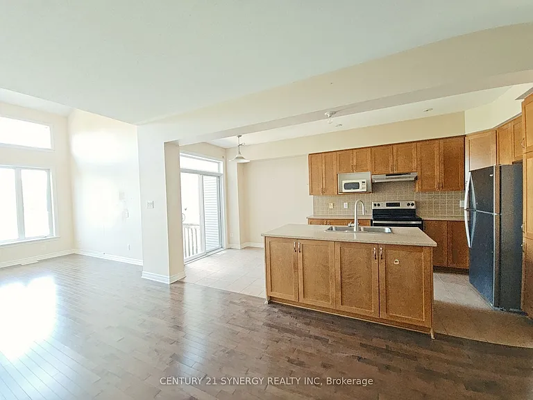 987 Klondike Rd — Photo 3