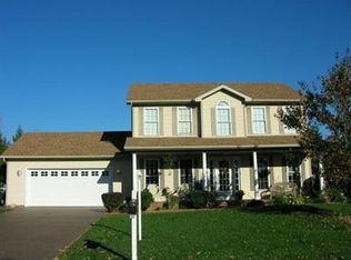 9715 Lakebrook Ct, Evansville, IN 47711