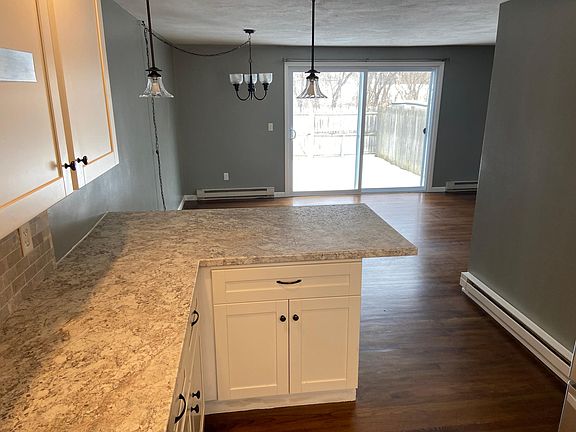 4th image of 4317 Belmont Dr