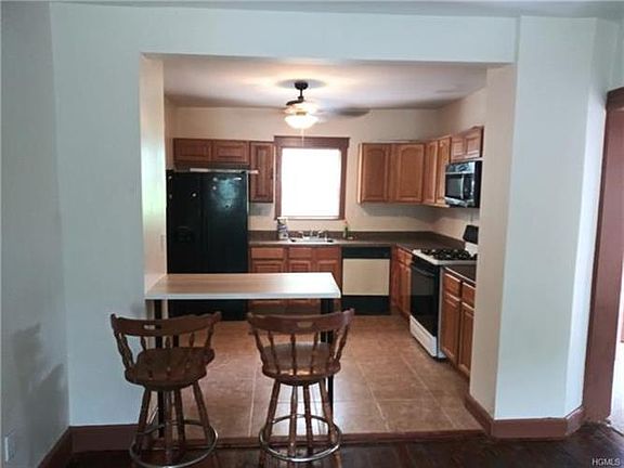 3rd image of 43 Mountain Ave