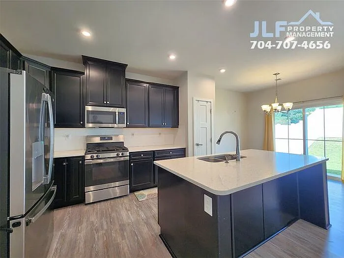 10412 Dalton Woods Ct — Photo 6