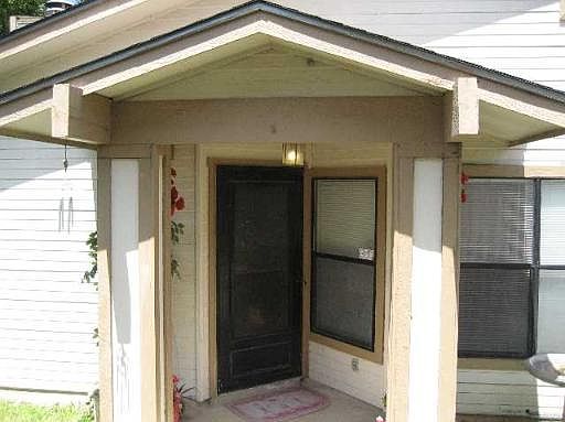 3rd image of 10562 KINDERHOOK DR