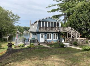 52 Farnsworth Ave, Athol, MA 01331