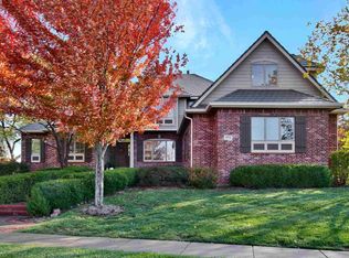 1814 N Red Brush St, Wichita, KS 67206