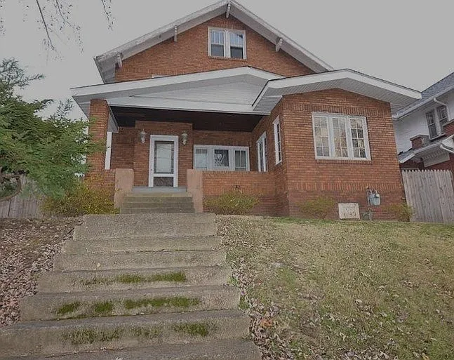123 Blymyer Av - Mansfield - Single Family — Photo 1