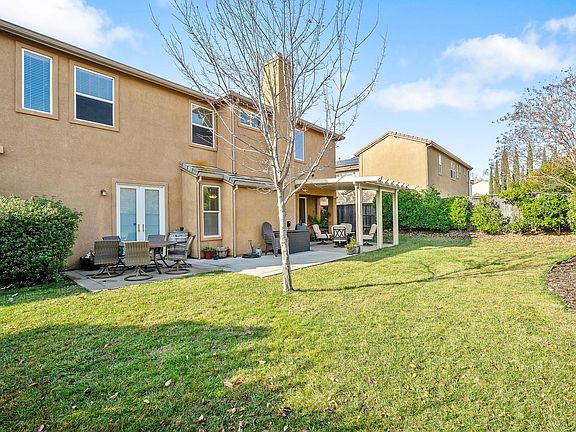 2nd image of 7957 Belhaven Way