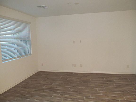 3rd image of 20 Barbara Ln #15