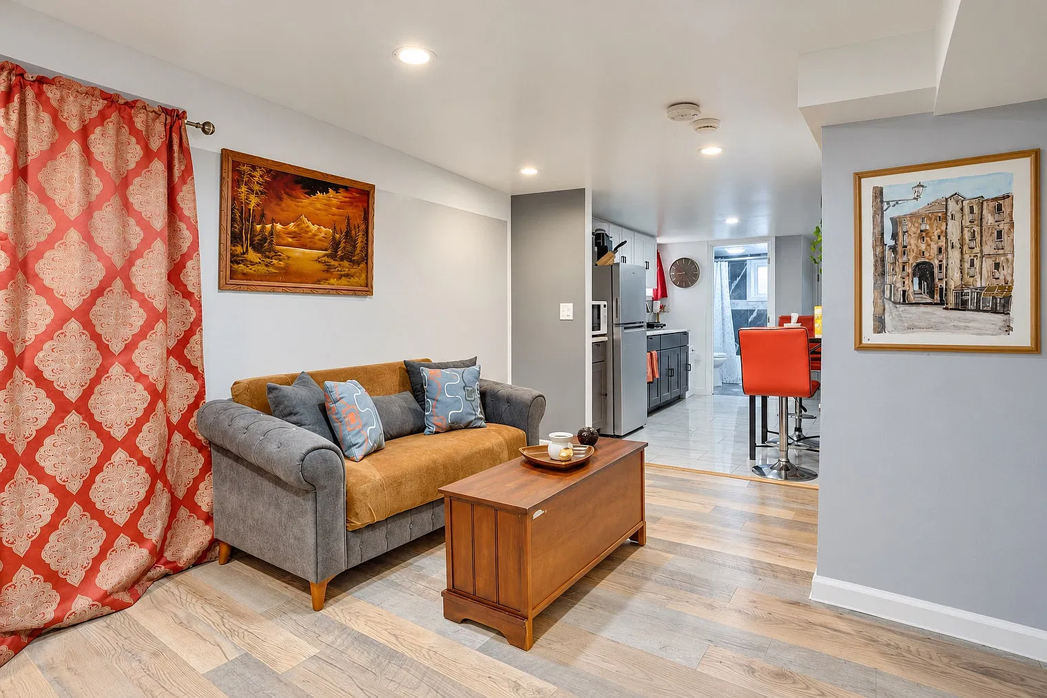 2 bed, 1.0 bath, 1496 sqft, $3,290 — Photo 1