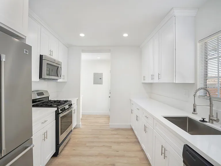 5123 Cimarron St — Photo 6