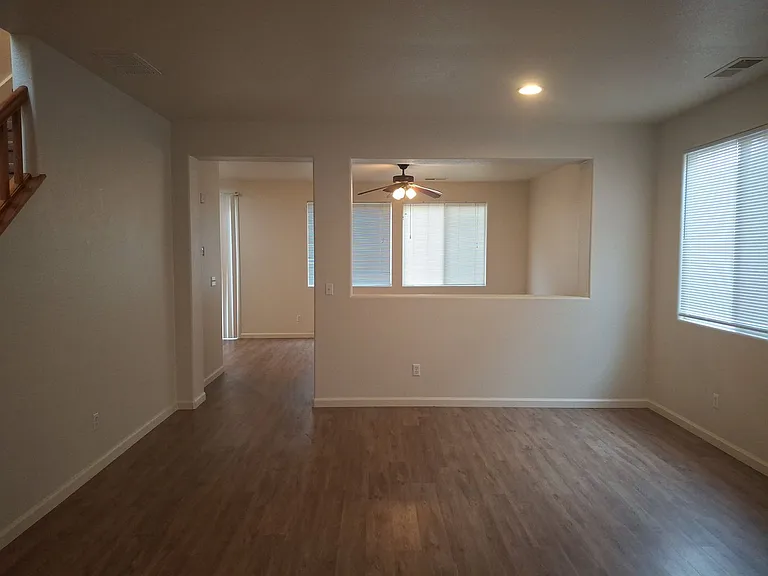 313 Dorinda Ct — Photo 10