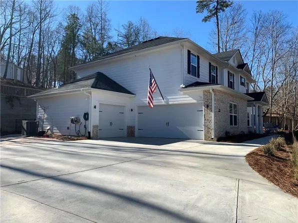 5832 Bay View Dr, Buford, GA 30518