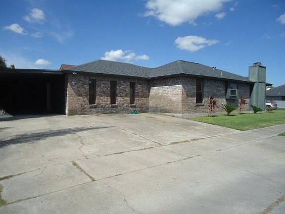 3rd image of 2621 Bevecrest Dr