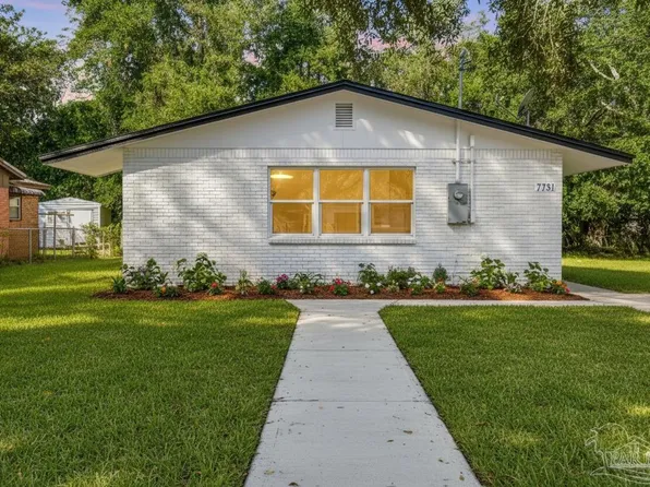 7731 Castlegate Dr, Pensacola, FL 32534