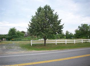 165 Middle Rd, Falmouth, ME 04105