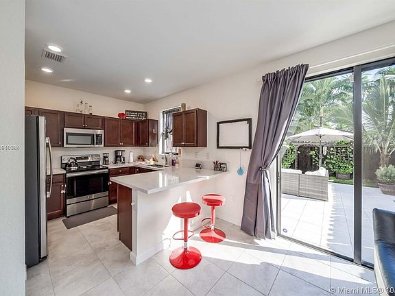 4th image of 9160 NW 183rd St #9160