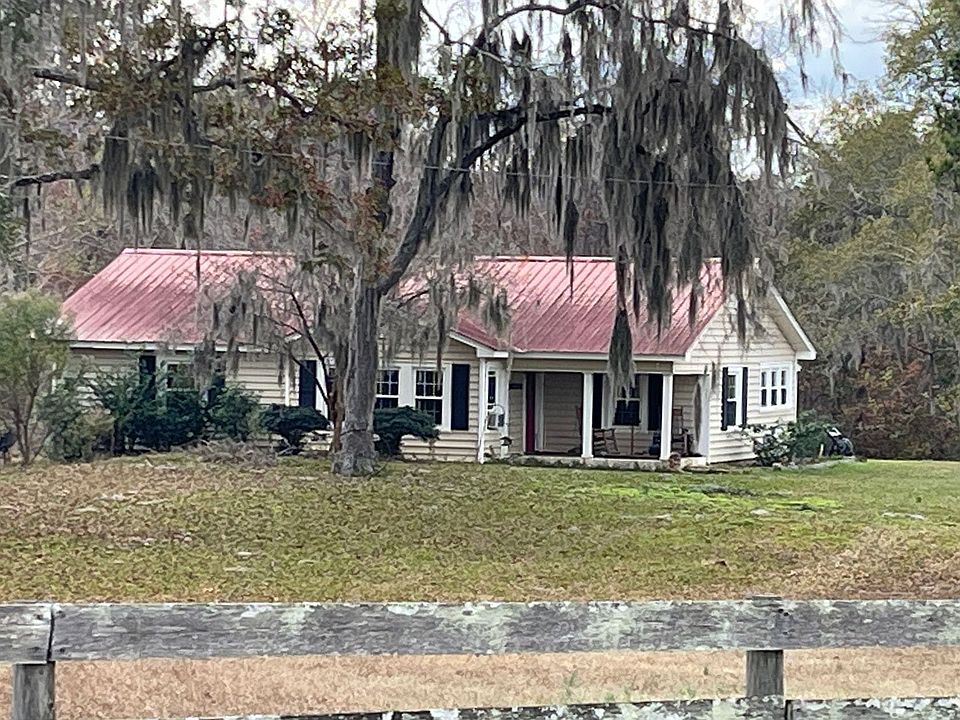 1st image of 312 Graves Springs Rd