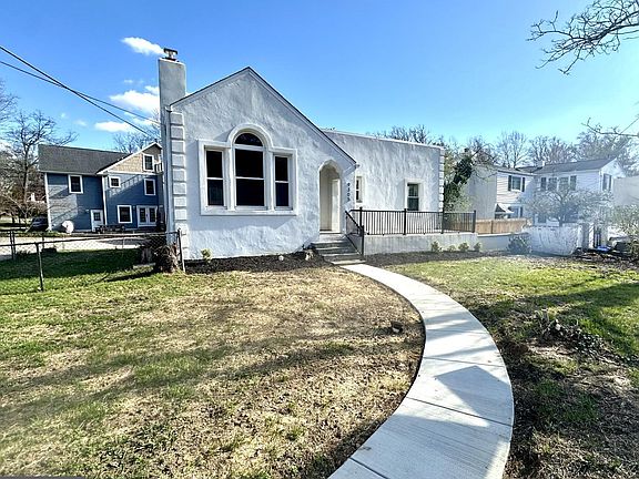 2nd image of 9305 Colesville Rd