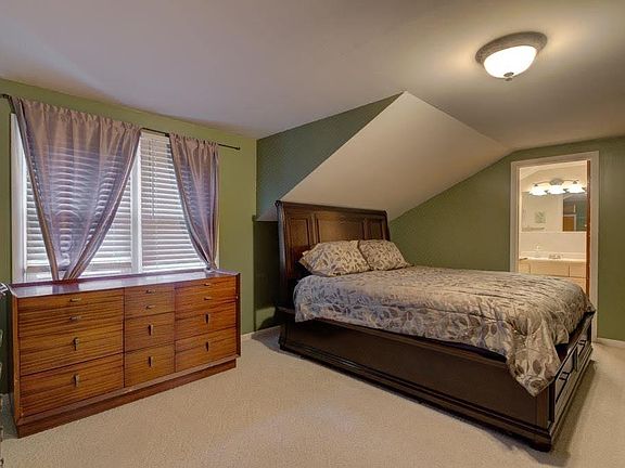 4th image of 35 Neff Dr