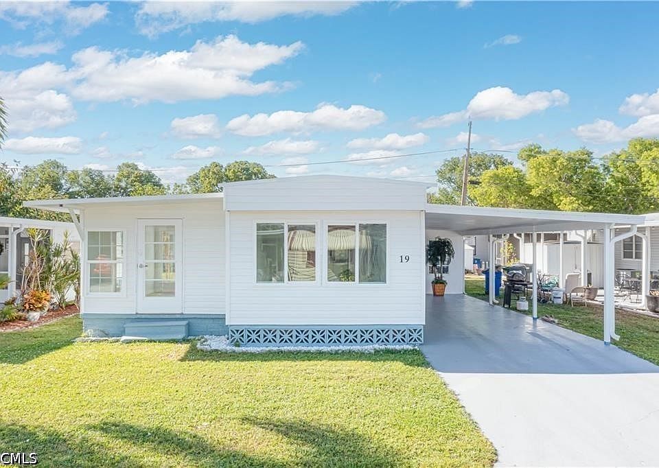 1st image of 19 Garden Dr