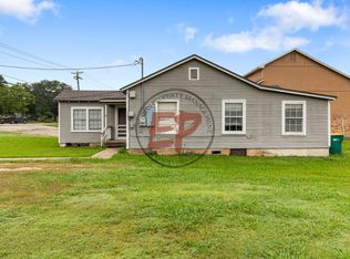 706 S Robinson Dr, Waco, TX 76706