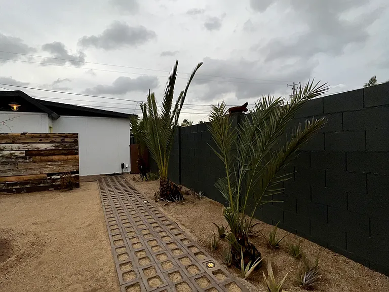 1414 E Palm Ln — Photo 37