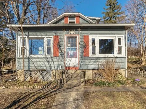 73 Locust Lake Rd, Blairstown, NJ 07825