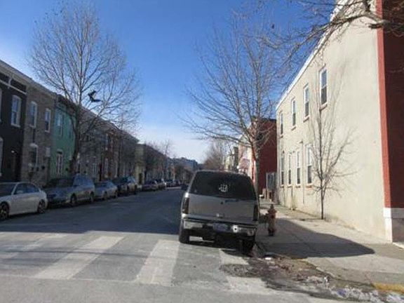 4th image of 2445 Jefferson St