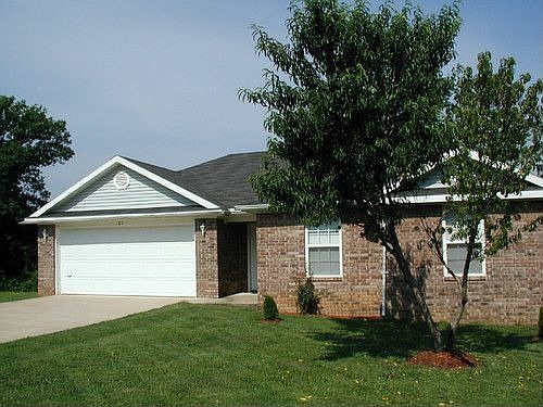 1st image of 61 Riverwood Ave