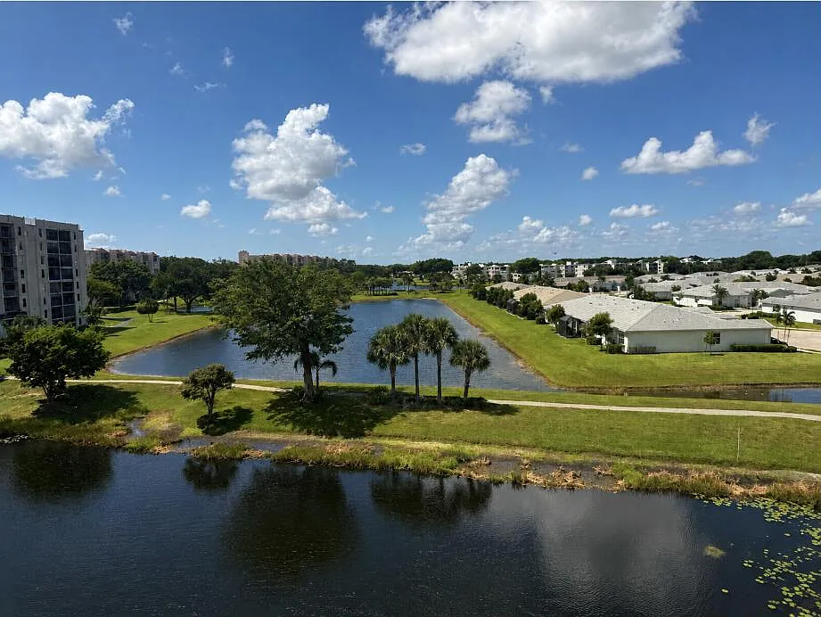 2 bed, 2.0 bath, 1150 sqft, $3,950 — Photo 1