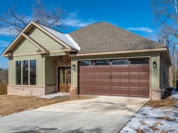 225 N 27th St, Arkadelphia, AR 71923