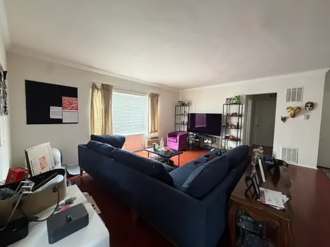 2 bed, 1150 sqft, $2,700 — Photo 3