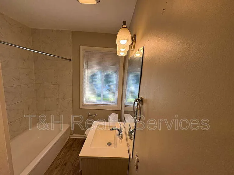 3363 Nicholas Ave — Photo 13