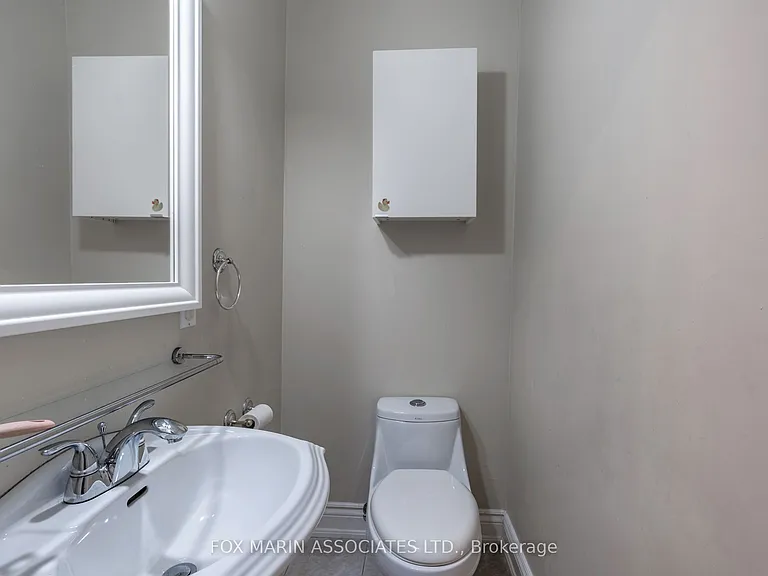 31 Browning Ave — Photo 12