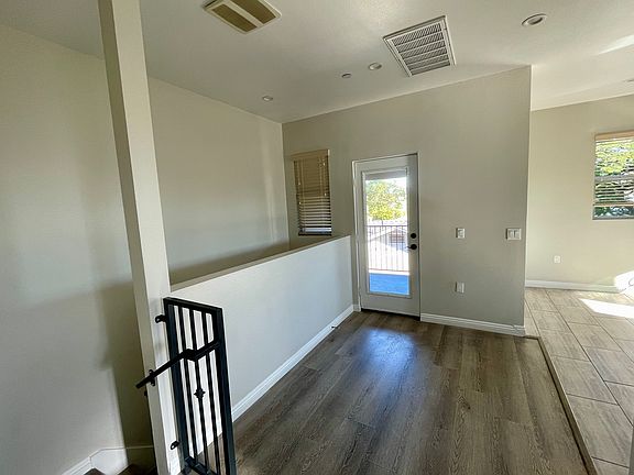 4th image of 7573 Kress Ave #A