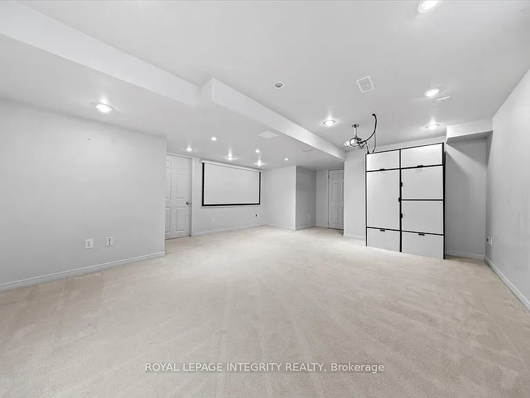 120 Grovemont Dr — Photo 33
