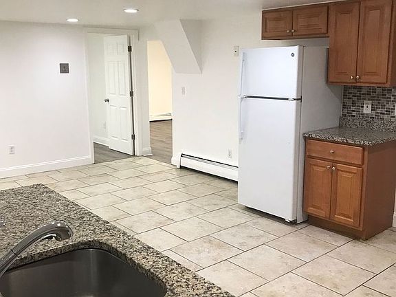 2nd image of 34 Franklin Ave #1