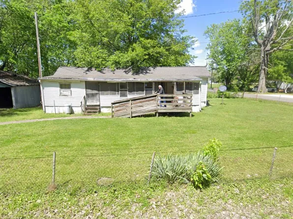 201 Strawberry St, Portland, TN 37148