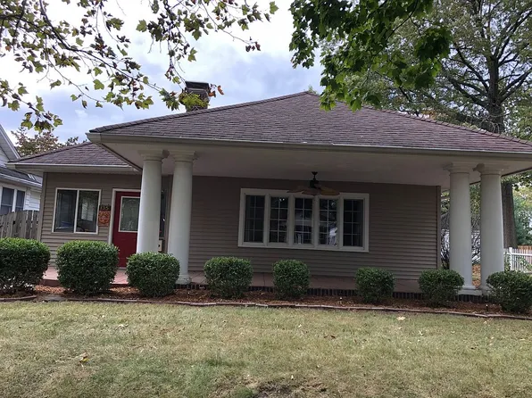 135 S 22nd St, Terre Haute, IN 47803