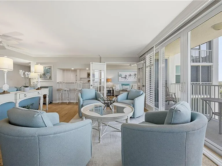 6361 Pelican Bay Blvd #802 — Photo 4