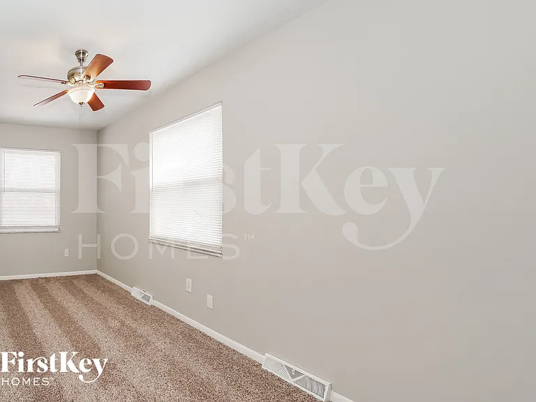 1369 Greenock Rd — Photo 12