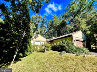 2521 Freetown Dr, Reston, VA 20191