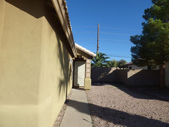 2nd image of 144 W Villa Theresa Dr