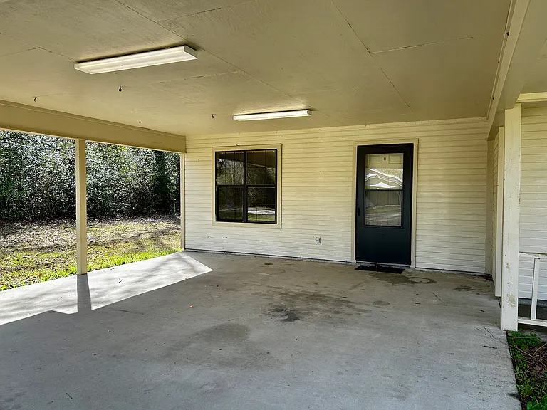 723 Bearling St — Photo 3