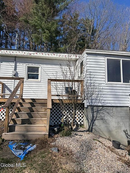 2nd image of 54 Uphams Corners Road