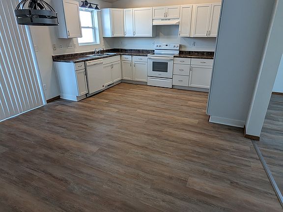 5th image of 2949 Popplewood Ct