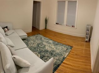 729 Seward St APT 3D, Evanston, IL 60202