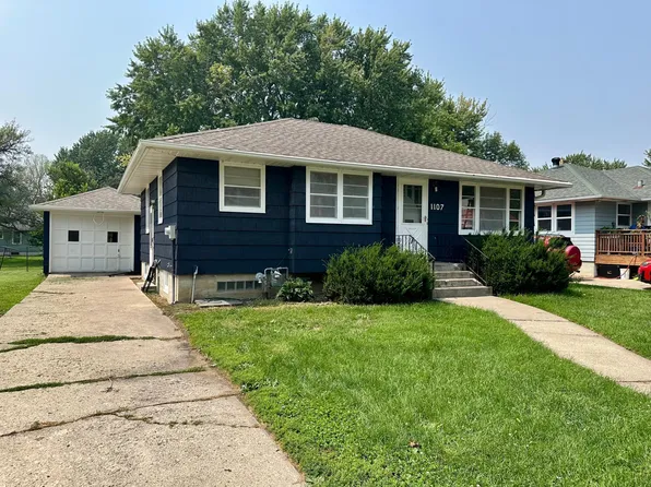 1107 Johnson Ave, Worthington, MN 56187