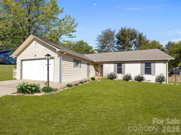 54 Mount Carmel Dr, Asheville, NC 28806